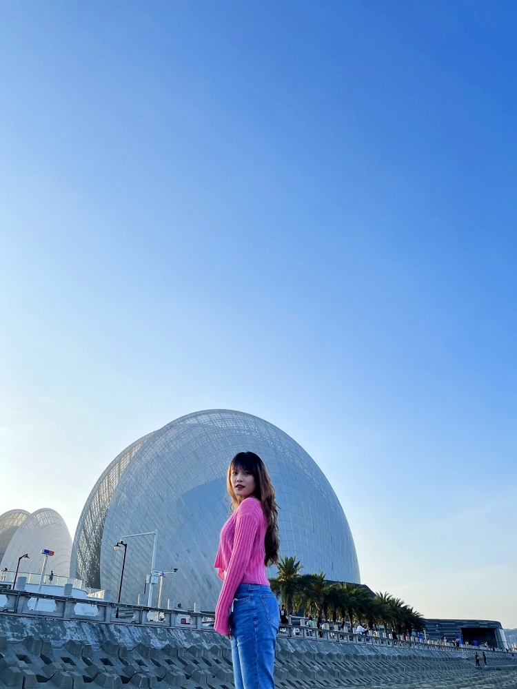 星崽崽-湖南省·衡阳市·祁东县-抖音,某红薯,微博,快手-身高:156 体重:92 接包包,鞋子,衣服,饰品,装饰物,新人上路,请多指教