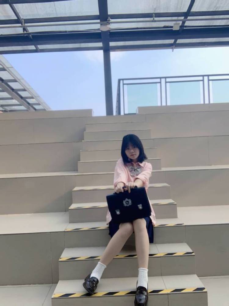 戀-重庆市·重庆市·万州区-快手 抖音 某红薯-165 108斤 会拍照 会p图 剪辑 包包 jk 裤子 衣服 裙子 首饰 美甲均可