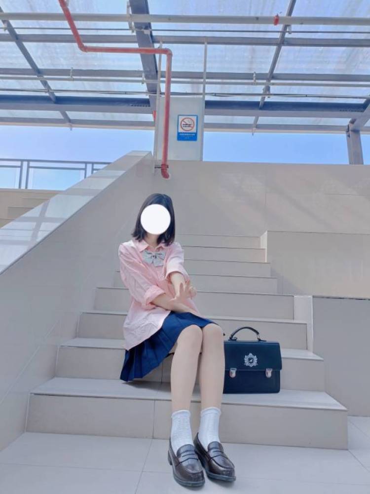 戀-重庆市·重庆市·万州区-快手 抖音 某红薯-165  108斤   会拍照 会p图 剪辑 包包 jk 裤子 衣服 裙子 首饰 美甲均可