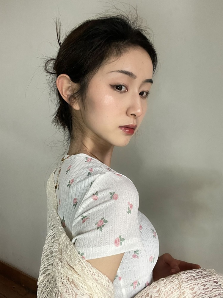 予隹一-安徽省·合肥市·庐阳区--168，46kg，可接买家秀，寄拍，平面模特，短视频等，期待与您的合作。