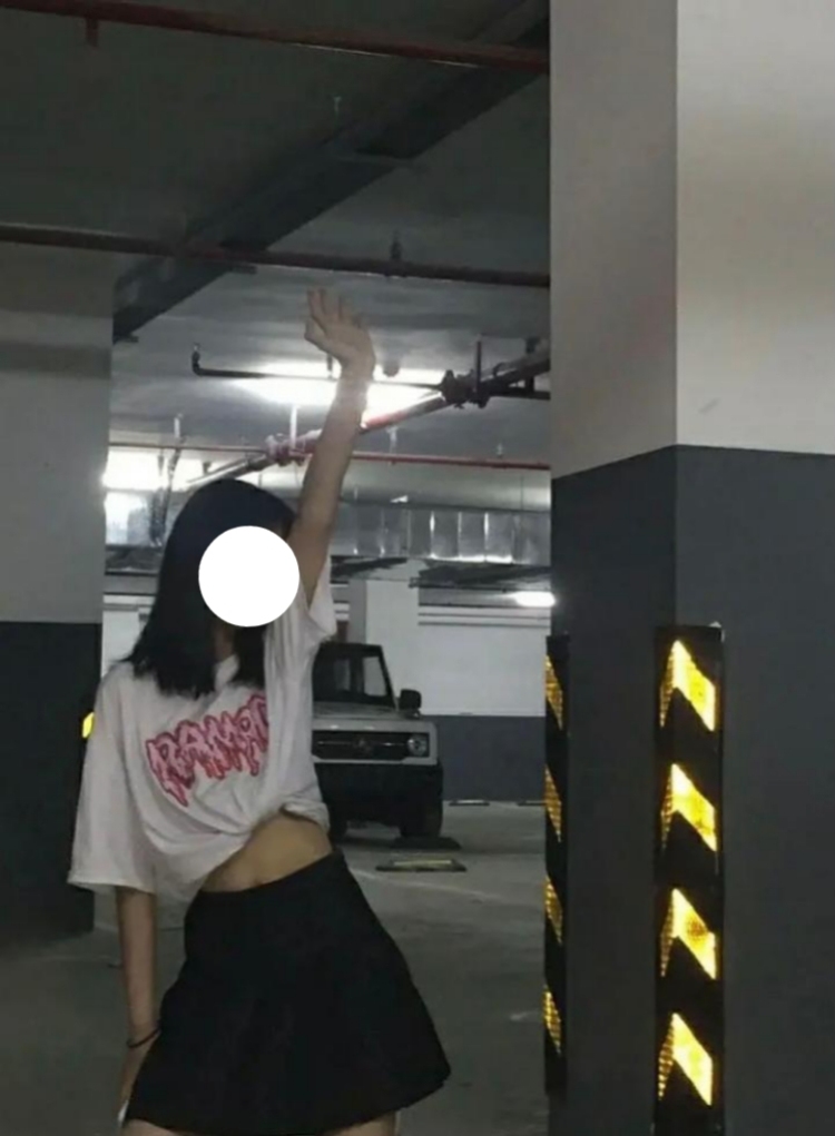 🍡-安徽省·合肥市·包河区-快手-新人 学生 体育生
会P图
身高163 体重47kg
接寄拍 首饰衣服都可以