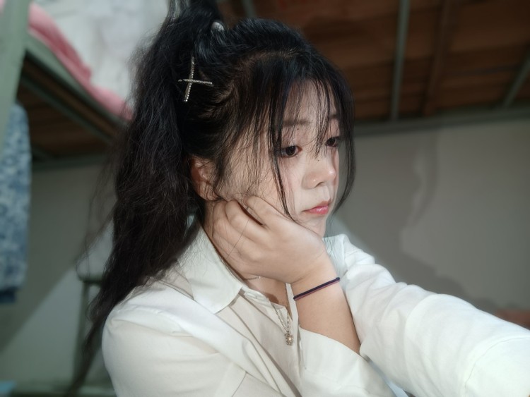 星河.-江西省·南昌市·红谷滩区-抖音/快手/某红薯-兼职模特 会拍照 会P图
身高 168cm  体重 55kg
接寄拍 饰品 包包 衣服 都可
偏甜美风