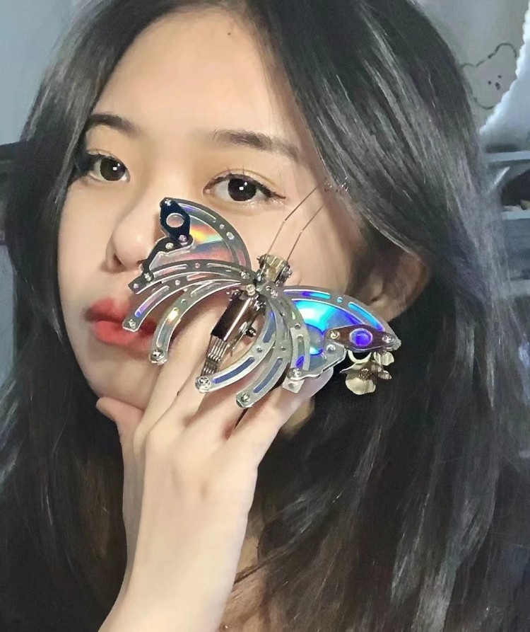 Nskdholic-黑龙江省·哈尔滨市·道里区--在校女大学生,接美瞳jk寄拍,买家秀,图片仅为展示个人条件,168 48kg
会后期,会拍照,可以拍产品细节,好沟通