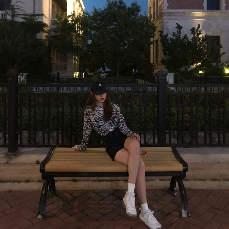 红毛小羊儿-辽宁省·大连市·中山区-抖音-在做某红薯账号,接寄拍。❌❌私房❌❌暴露
,不鸽子不墨迹
165-93斤