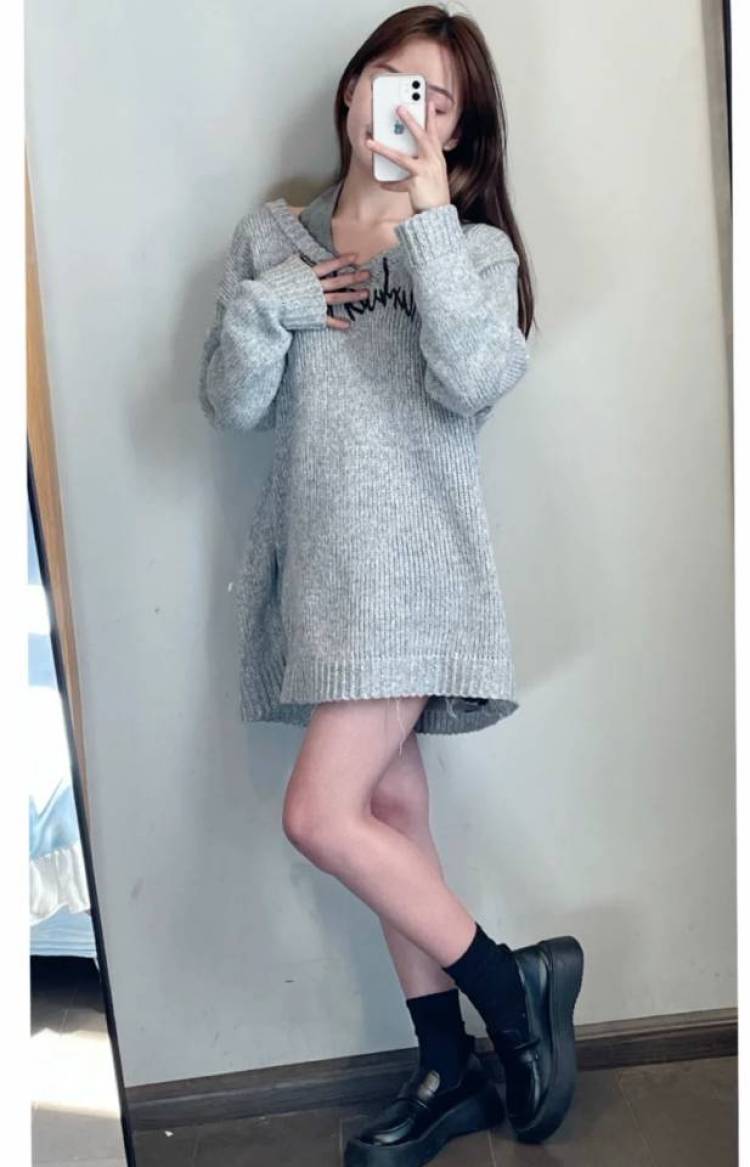 肥肥鲨.-云南省·玉溪市·红塔区-快手-可接买家秀 寄拍 本人身高156  体重40 各种方格都🉑 衣服 。裤子。 鞋子。首饰。