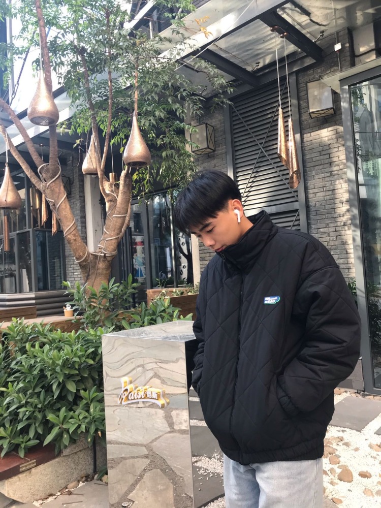 酥长卿-福建省·福州市·闽侯县--身高173体重125男、有拍照经验想要接些寄拍网拍宣传宣传，知道没有天上掉馅饼的好事希望善良