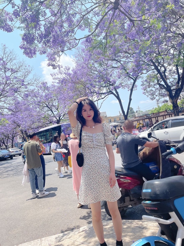 可乐小崽-云南省·曲靖市·宣威市-抖音，某红薯-身高158  体重40公斤，可接拍多种风格，图文和视频都可以。本人擅长搭配、拍照、修图，能够根据商品选择场景拍摄，出图质量高，效率高。