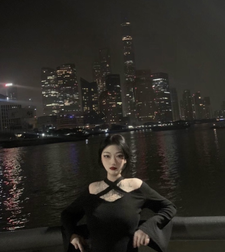 小熠的巧巧-浙江省·杭州市·江干区--平面模特可以接受寄拍会p图会剪视频
探店包包衣服鞋子手机壳发夹什么都可以