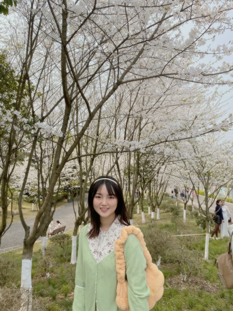 Talia-重庆市·重庆市·渝北区-抖音、微博、某红薯-接寄拍,可接护肤品、化妆品、头饰、衣服,如果品牌很棒可以不收费(虽然我可能是在做梦嘿嘿)希望接到三坑的寄拍~如果不能支付费用,希望可以把寄拍的产品留给我,谢谢!我一定好好拍照返图!骗子勿扰哦,谢谢!
