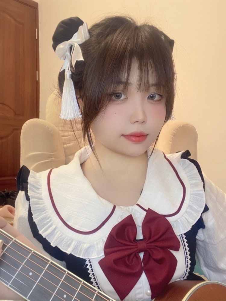 官方提醒-广西壮族自治区·钦州市·钦南区-抖音-Lolita,jk爱好者,平常各种风格都尝试,可A可甜,身高164体重120属于微胖女孩,之前当过一段时间主播,寄拍什么都可以商量,时间多,出片高