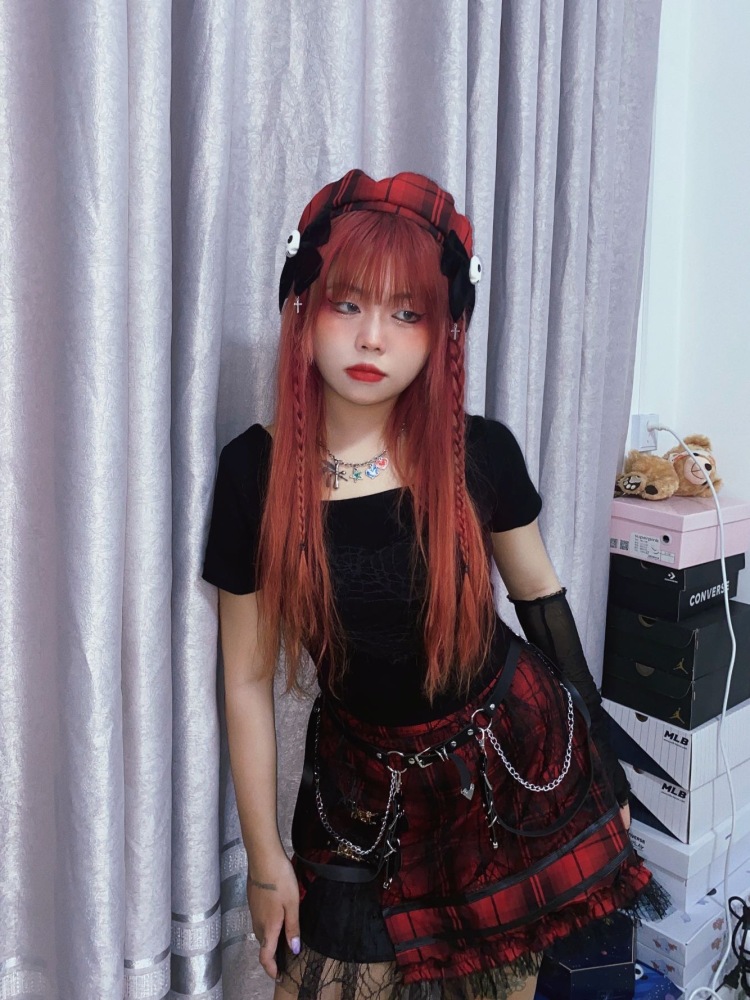 官方提醒-广西壮族自治区·钦州市·钦南区-抖音-Lolita,jk爱好者,平常各种风格都尝试,可A可甜,身高164体重120属于微胖女孩,之前当过一段时间主播,寄拍什么都可以商量,时间多,出片高