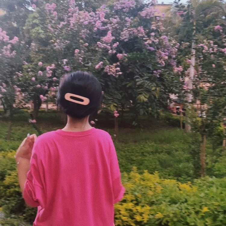 官方提醒-广西壮族自治区·钦州市·钦南区-抖音-Lolita,jk爱好者,平常各种风格都尝试,可A可甜,身高164体重120属于微胖女孩,之前当过一段时间主播,寄拍什么都可以商量,时间多,出片高