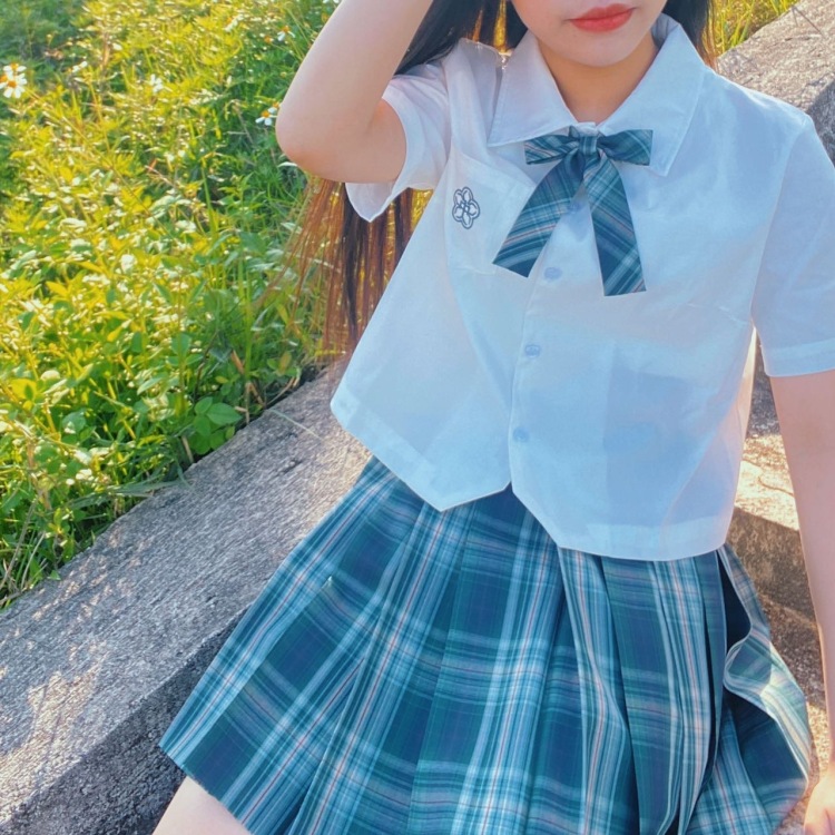 宝贝-福建省·漳州市·漳浦县-快手 微博-身高161体重50 学生一枚
买家秀 种草带货..
平时喜欢拍照📷