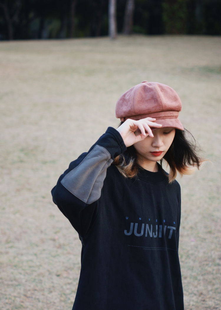泠与-广东省·深圳市·南山区-某红薯,微博,抖音,快手,B站-在校大学生。可接买家秀,开箱测评种草,短视频vⅠog创作,免费试用,探店打卡,平面模特兼职,品牌代言,校园推广。