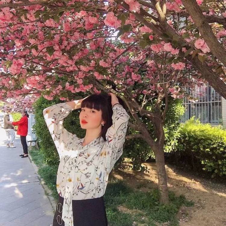 朵一朵🌸-天津市·天津市·东丽区--25岁新手在家带娃宝妈一枚 身高158,体重108可调节,🉑接寄拍,买家秀,衣服风格多变,母婴产品,鞋子,包包。睡衣,食品等等,