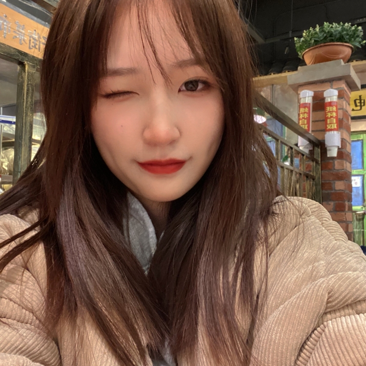 Babe.-江西省·南昌市·红谷滩区--本人158，42kg。接拍服装化妆品美瞳首饰等等都可以的，平常也喜欢拍照，新人一枚希望可以多接单～