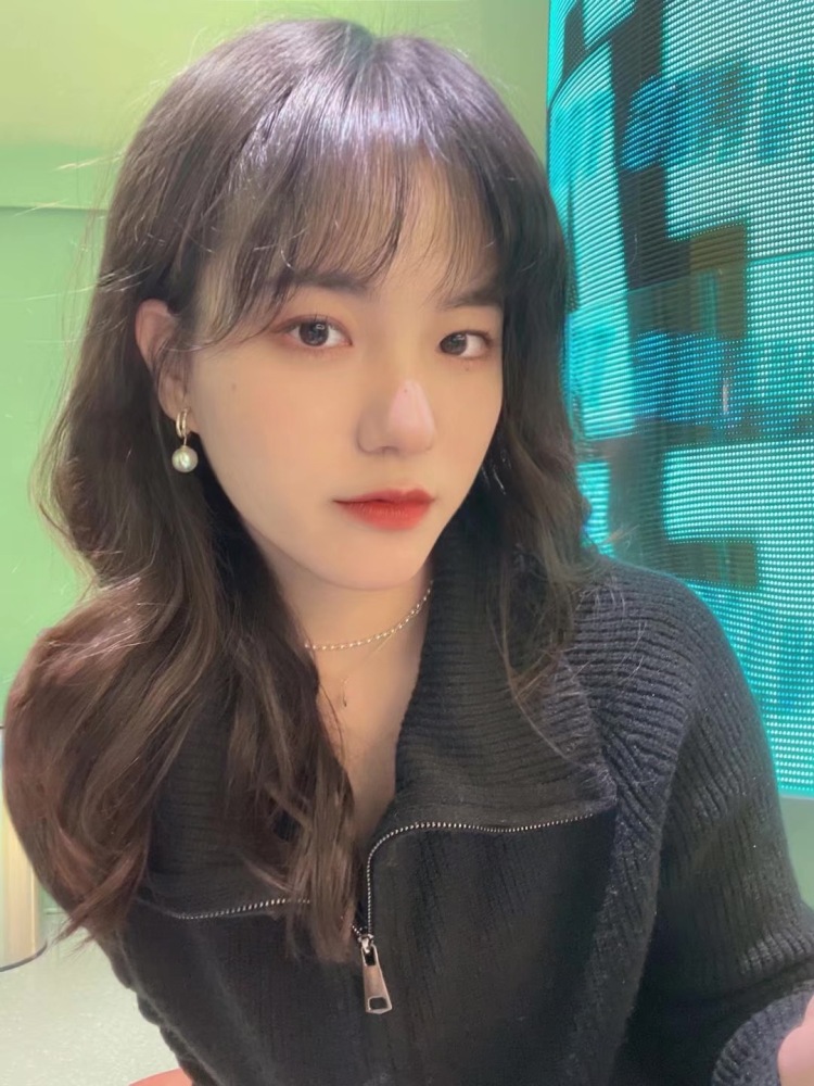 Cheryl-广东省·深圳市·福田区--161cm，50kg，普通职场人
合作方式：买家秀、产品寄拍等
