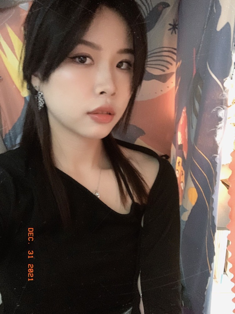 何小欣-广东省·深圳市·福田区--喜欢拍照 会p图
买家秀、寄拍、送拍皆可 风格多样!
158 94