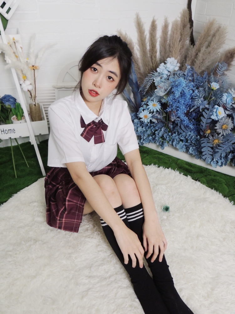 KIKI-广东省·广州市·黄埔区-抖音 某红薯-服装设计在校大学生 接淘宝买家秀 寄拍送拍都可 推广 佣金可详谈 160cm 82kg 风格多样 宝子们 看看我呀