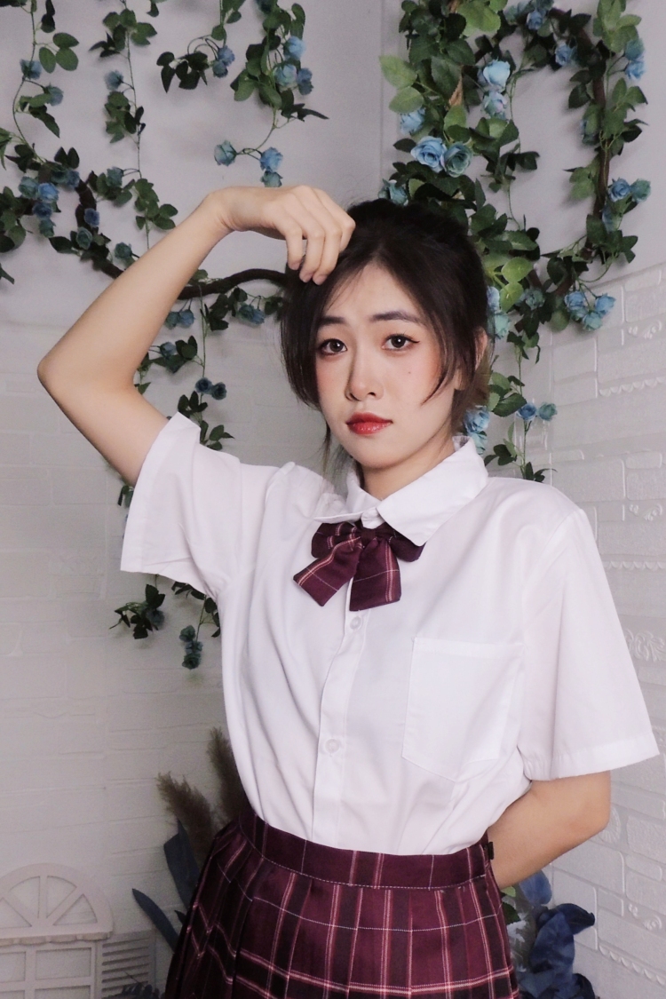 KIKI-广东省·广州市·黄埔区-抖音 某红薯-服装设计在校大学生 接淘宝买家秀 寄拍送拍都可 推广 佣金可详谈 160cm 82kg 风格多样 宝子们 看看我呀