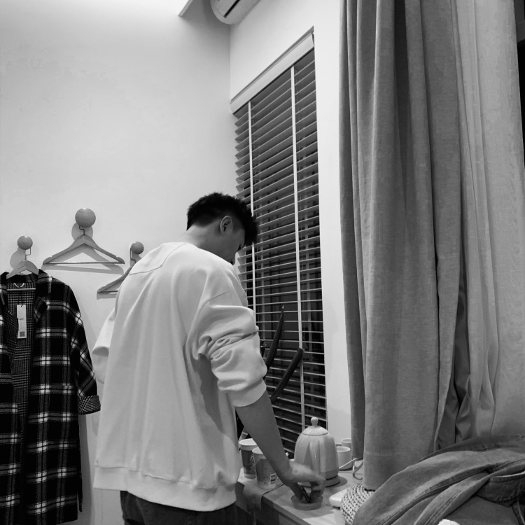 张大荣-福建省·宁德市·屏南县--寄拍合作, 之前有帮朋友拍过服装店模特, 喜欢拍照也在学习,先试试合作说不定合作愉快呢