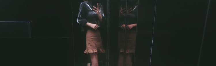 Emily-广东省·佛山市·南海区--接寄拍寄拍寄拍啦~
素人一枚，喜欢拍照，会P图
身高158体重43kg
可接🍑宝 pdd 价格可商议啦
接衣服 鞋子 饰品等等等