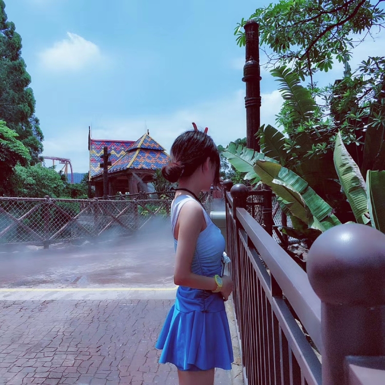 Emily-广东省·佛山市·南海区--接寄拍寄拍寄拍啦~
素人一枚，喜欢拍照，会P图
身高158体重43kg
可接🍑宝 pdd 价格可商议啦
接衣服 鞋子 饰品等等等