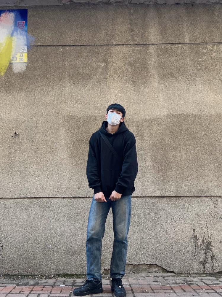 YANG-吉林省·长春市·朝阳区-抖音-男 185/80 接寄拍 买家秀,会修图调色,有需要合作dd