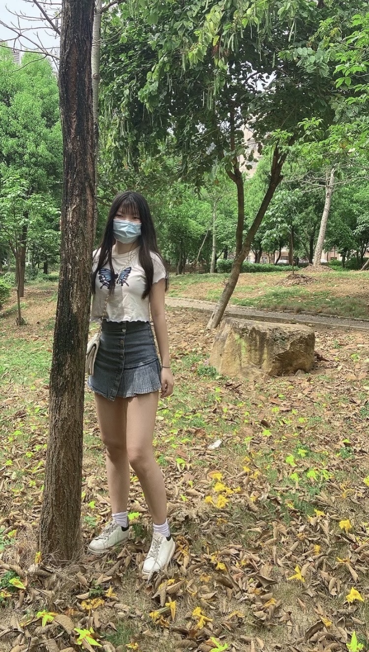 娃哈哈爽歪歪-广东省·清远市·英德市--大家好！我是棉花糖，我喜欢拍照接寄拍 网拍各种物品 服装鞋包袜子模特，会搭配，懂品味，会修图。身材苗条 长得好看身高155体重84可驾驭多种风格 会批图会做