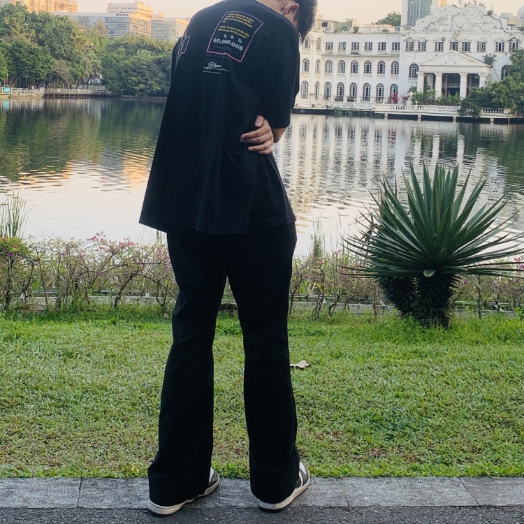 _对小铃要认真-广东省·广州市·白云区-抖音搜索Vans1660-大家好！
178  61斤
会拍照会p图
接寄拍，送拍
各种风格都能接受，饰品，鞋子，包包也🉑️