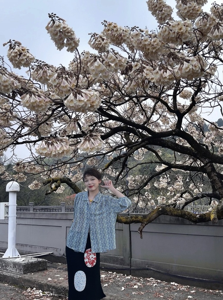 陳茜茜-湖南省·长沙市·芙蓉区-抖音,微博-身高165 体重90
会拍会P 出图快
风格多变
探店 买家秀都可以找我哟