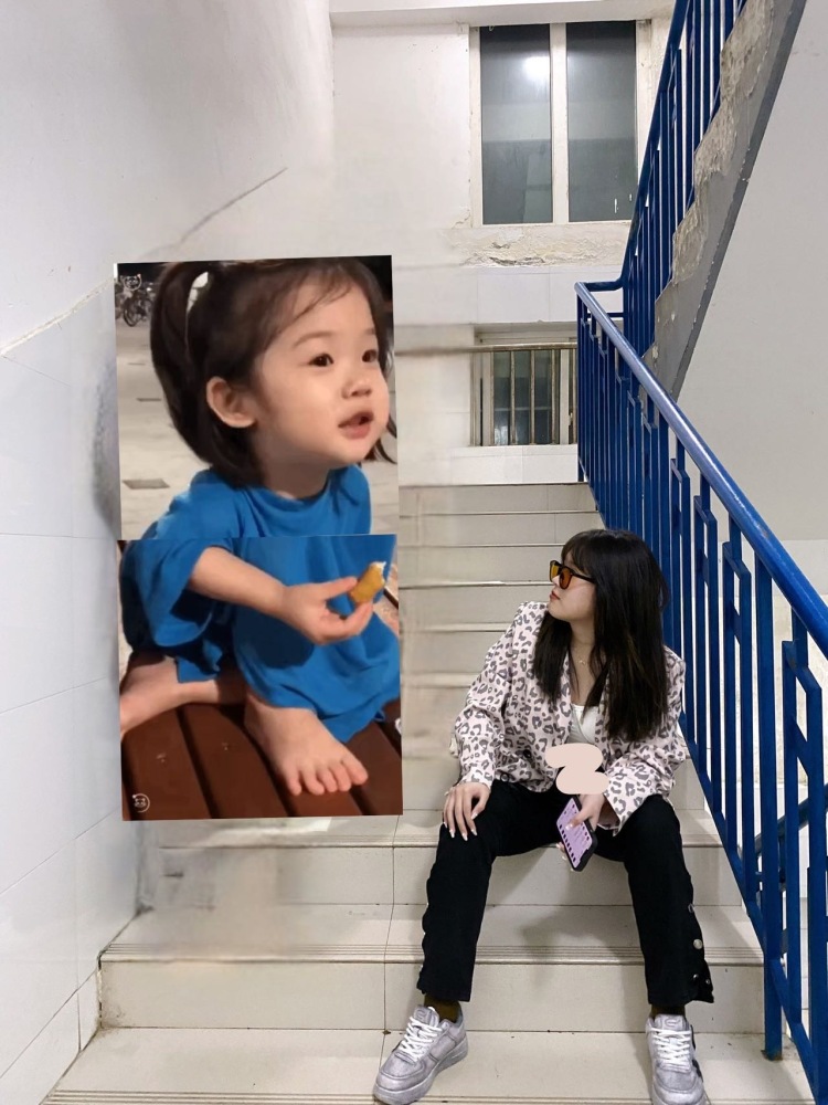 堃💗-河南省·郑州市·上街区-抖音快手-会拍照 会修图 面容姣好 手指好看 比较可爱 可以驾驭各种风格 接寄拍 衣服 包包 鞋子 美甲 首饰都可以价格合适就行
