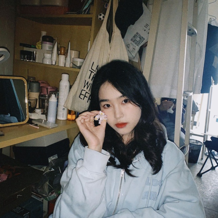 ʚ🐰ིྀɞ-四川省·成都市·新津区-抖音 微博 某红薯-职业学生 时间多 出图快 学过ps软件 会拍照会p图会剪视频 会穿搭 会化妆 风格多 可接淘宝拼多多等客单 接受重拍 接受价格30~100