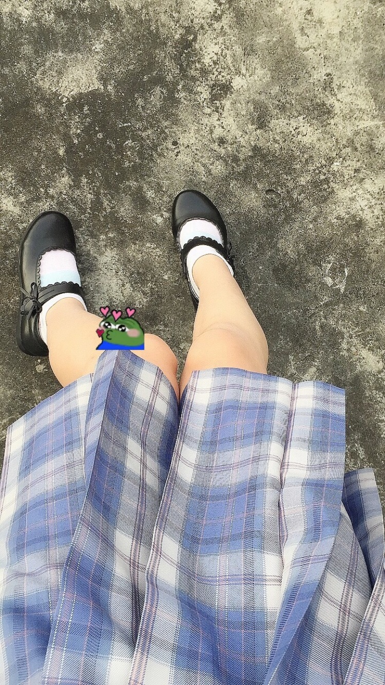 👾-广东省·深圳市·罗湖区-抖音-喜欢拍照📷会修图
接寄拍，卖家秀等等
身高：161
体重：65
爱好舞蹈✨
💞JK 汉服
出片快 效率高
⚠️周五 周六 周日接单
谢谢支持🌹