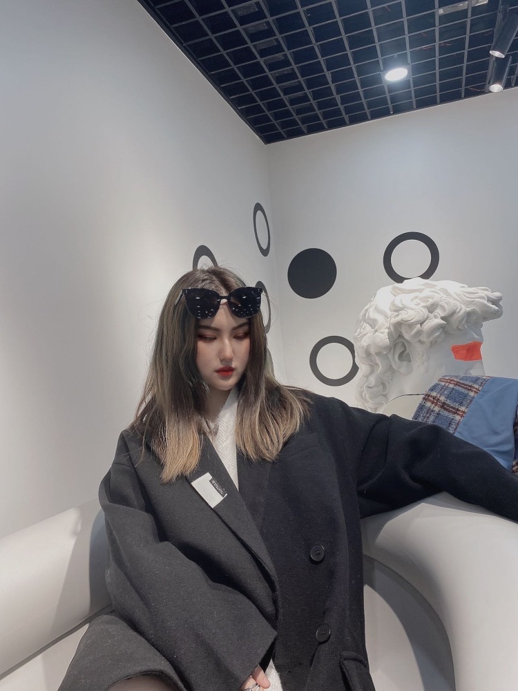katerina-四川省·成都市·锦江区--可拍服装、探店、化妆品,可接衣服寄拍,饰品,(耳饰、手饰、头饰)155 48kg