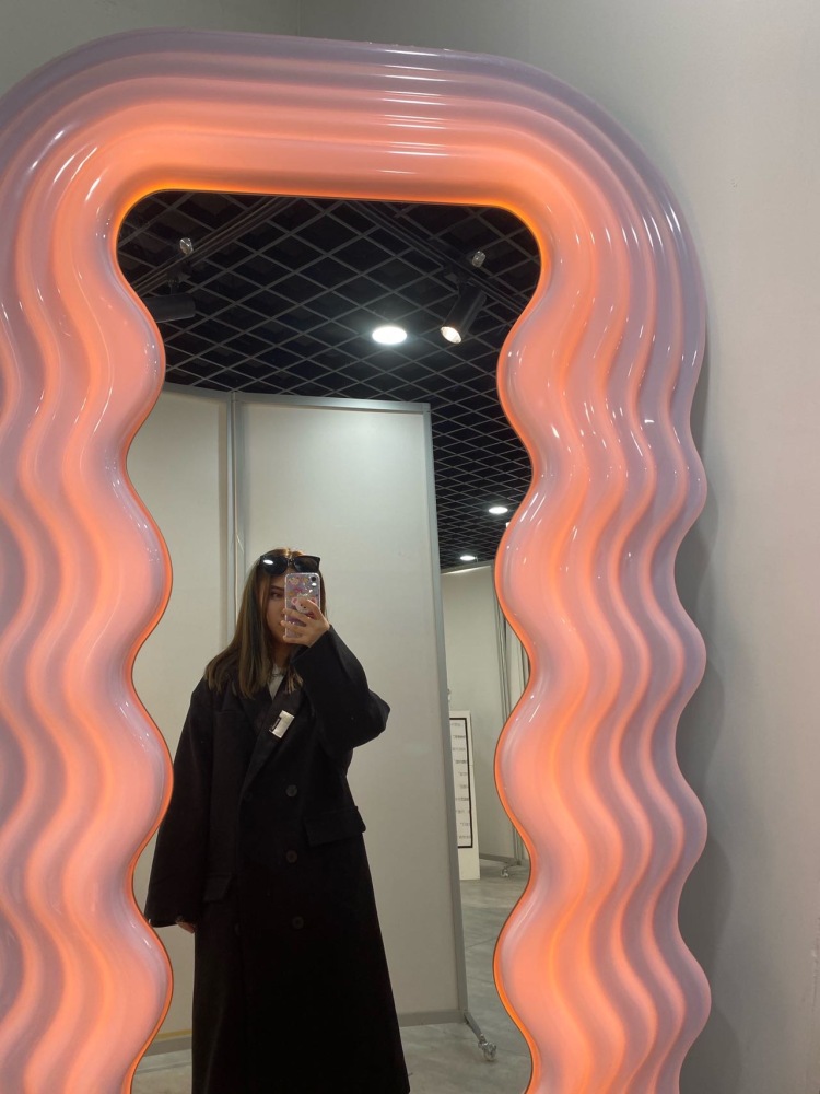 katerina-四川省·成都市·锦江区--可拍服装、探店、化妆品,可接衣服寄拍,饰品,(耳饰、手饰、头饰)155 48kg
