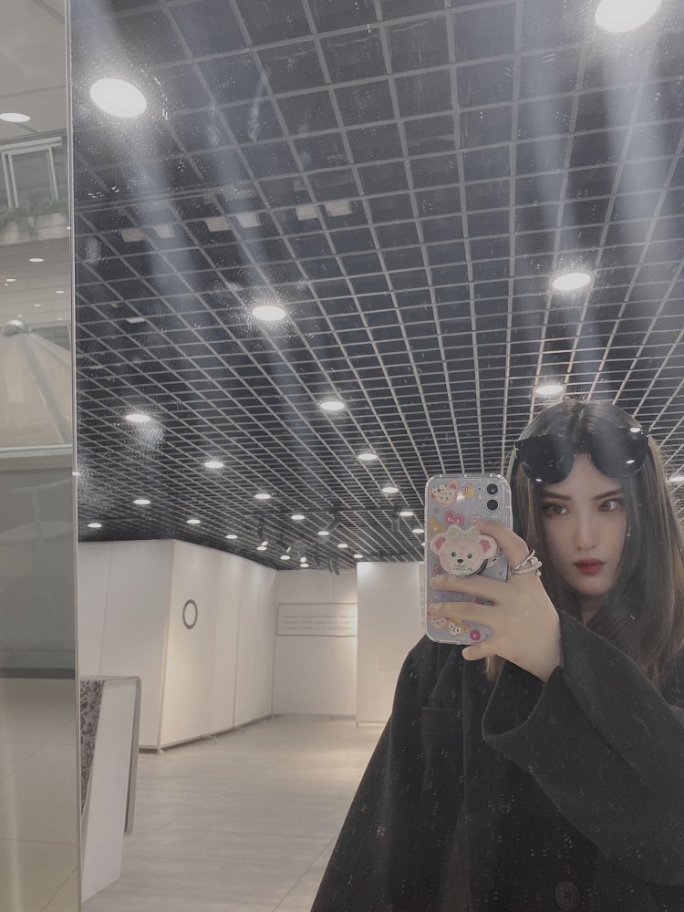 katerina-四川省·成都市·锦江区--可拍服装、探店、化妆品,可接衣服寄拍,饰品,(耳饰、手饰、头饰)155 48kg