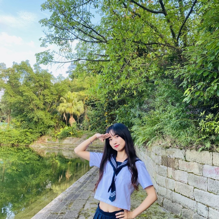 李暖夏🌼-四川省·成都市·双流区-某红薯-身高168 体重90斤 日本留学生。特长是唱歌,可接服装 首饰 化妆品 美瞳~