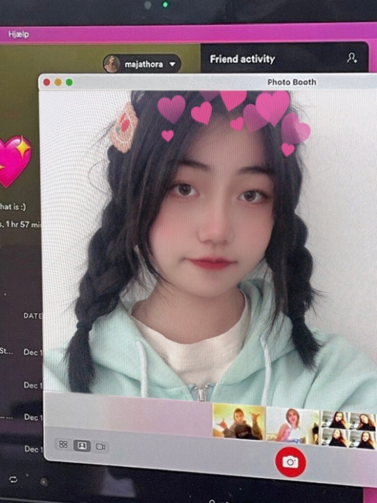 小花🌸-山东省·枣庄市·滕州市-某红薯 快手-身高一五八体重九十五斤学生适合甜美小清新风格，会拍照会取景会p图