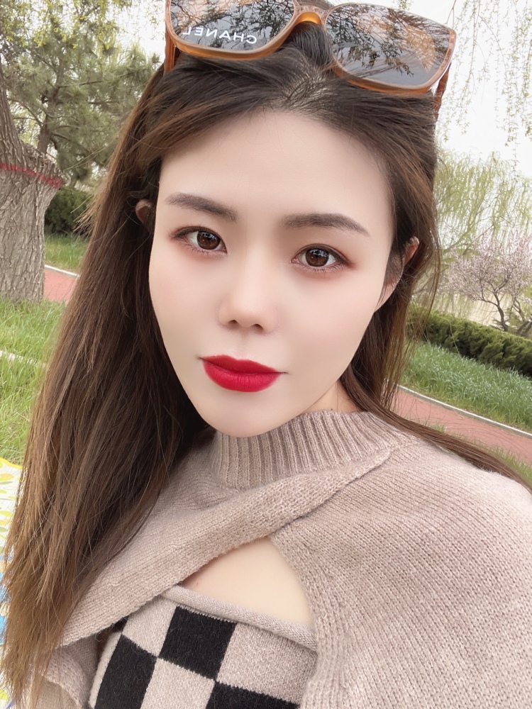 .-山东省·济南市·历下区--从小喜欢拍照。有过经验。在无聊的时候做点有意义的事情。可甜可盐