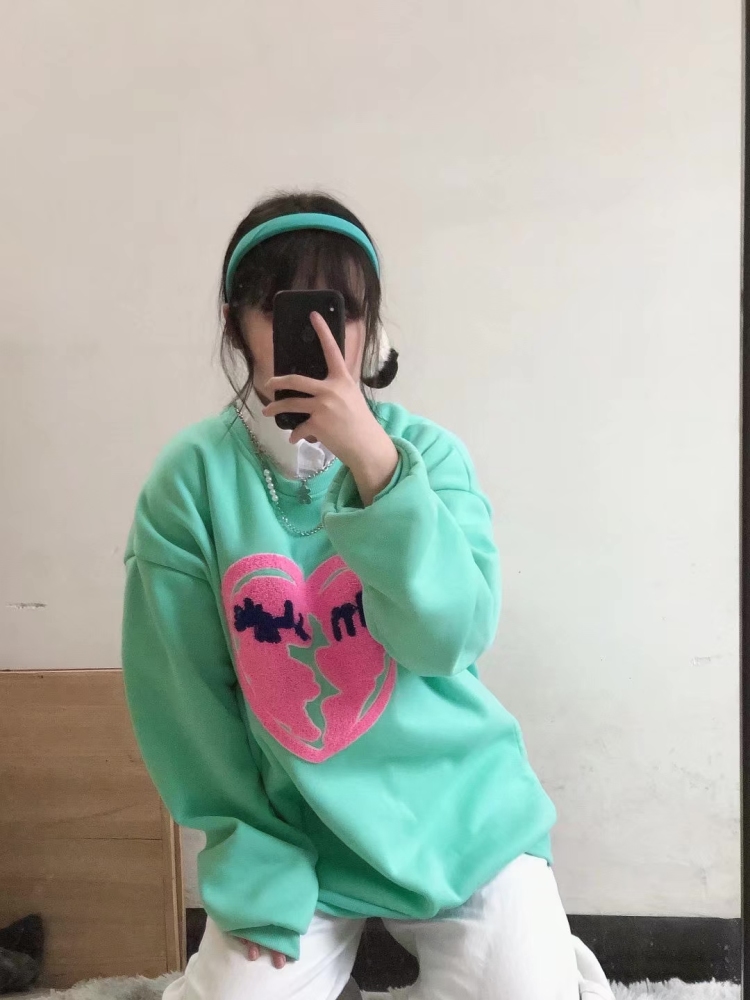 月野樱桃-广东省·广州市·白云区-小红薯 抖音-身高158 体重50kg 接买家秀 寄拍 可以接 可爱、甜酷、学院风格、中性风格