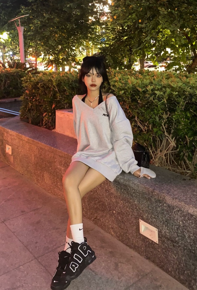 utraa-广东省·广州市·天河区--喜欢拍照~会p图 会化妆 风格多变 审美较好 诚信对待每一项合作 可以拍摄:种草视频 美妆 买家秀 服饰