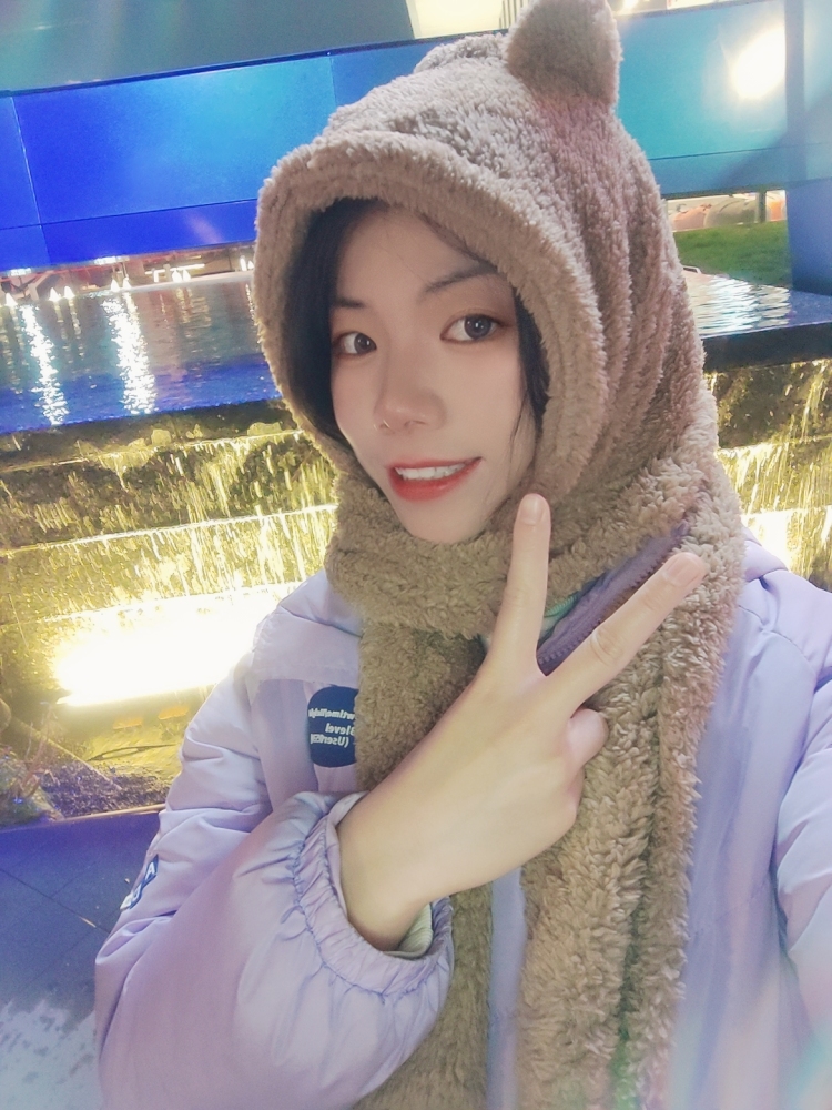 爱笑的Happy-江西省·赣州市·章贡区--会摄影,拍照,喜欢拍生活照,运动照,和情侣照,爱好广泛,性格开朗外向,爱笑,会健身运动,瑜伽和轮滑