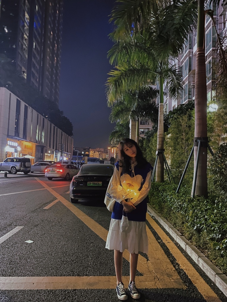 困得晕乎乎.-海南省·三亚市·天涯区--接寄拍,买家秀,会拍照,会p图。会剪短视频,时间充裕。
身份:素人
年龄:25
身高:172CM
体重:52KG
坐标:三亚