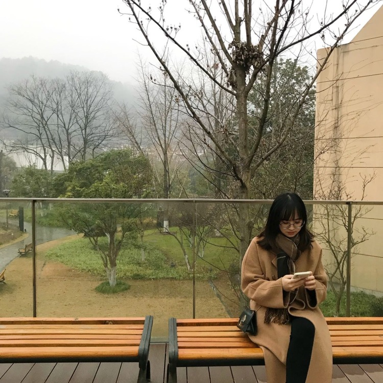 Ashore-浙江省·杭州市·余杭区-某红薯-接寄拍：淘宝·京东·阿里巴巴等各大平台都可
风格不限 内容：衣服·裙子·包包·帽子·耳环等
身高170 体重105