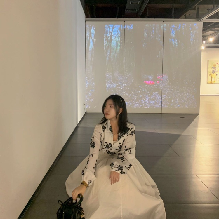 Ddoki-内蒙古自治区·呼和浩特市·新城区-抖音 微博 快手-年龄:18
身高:178CM
体重:54KG
粉丝:2500
寄拍 送拍 卖家秀 网拍模特都可 抖音某红薯微博都有一定的粉丝 平常也会探店打卡 自己会化妆拍照
