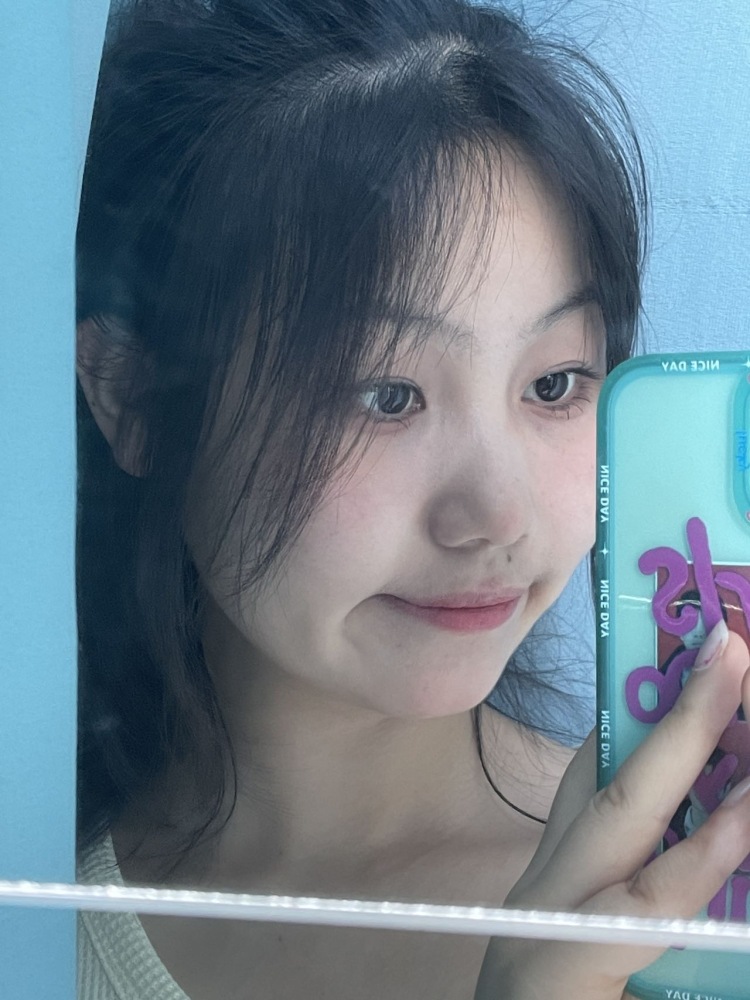Miki-浙江省·绍兴市·柯桥区-微博-年龄20,身高156,体重94斤接买家秀和开箱测评,喜欢p图拍照