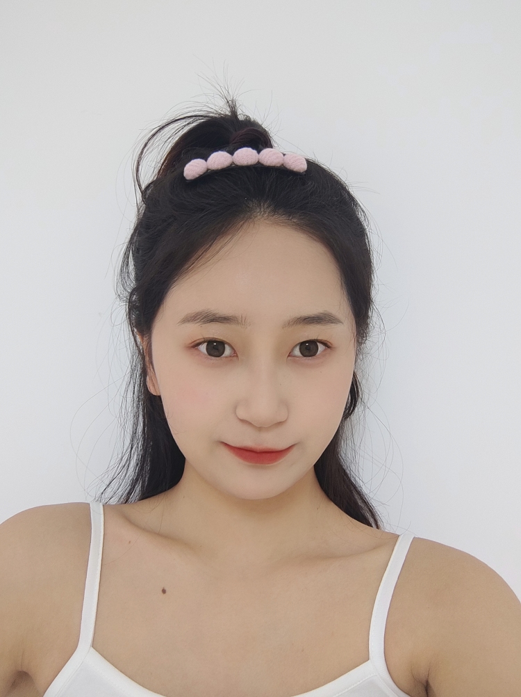 蛋卷-山东省·青岛市·市南区--接买家秀，有案例，有经验，接送拍寄拍，饰品，衣服，美妆，手机壳都可，认真负责，有耐心，态度好，出图快，不墨迹