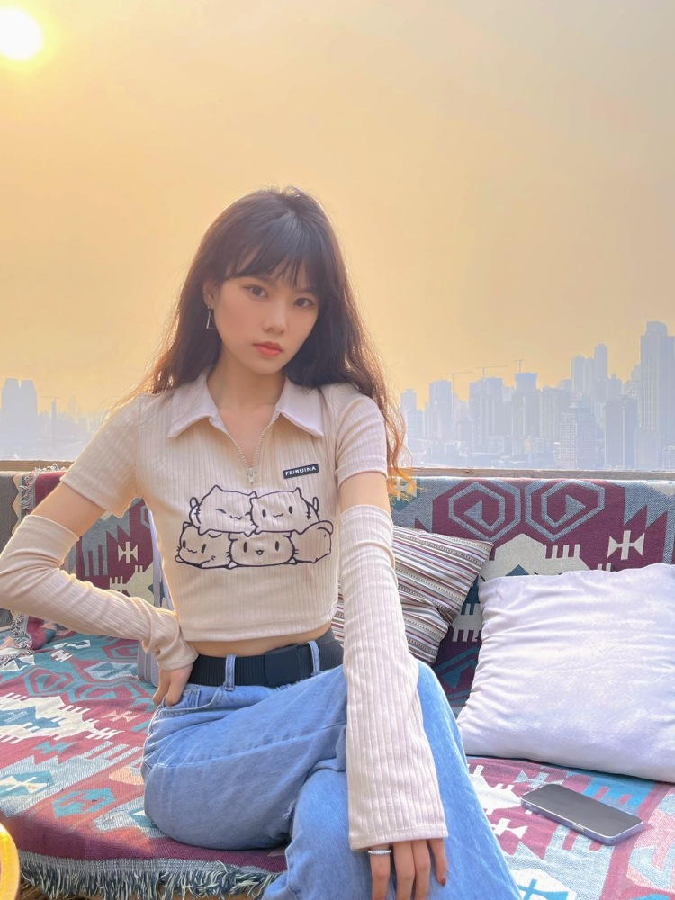 🍬-重庆市·重庆市·渝北区--身高166，体重94，会拍照，会p图，有网感，任何风格都能驾驭，需要寄拍的找我