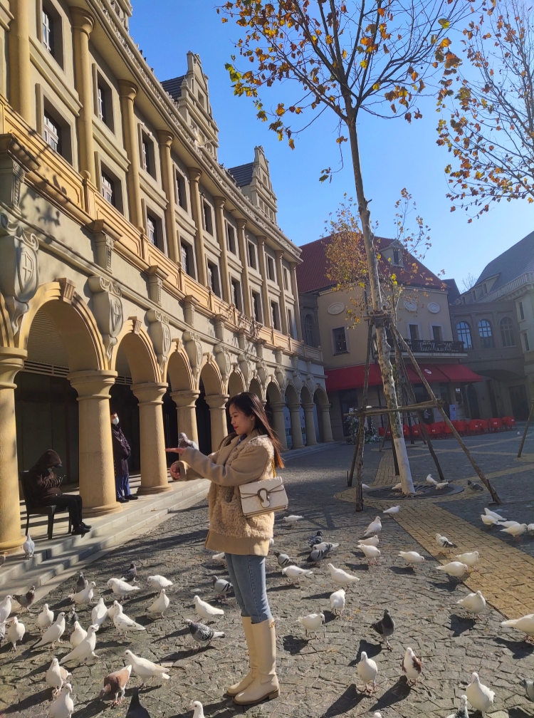 你脸红什么啊-山东省·青岛市·黄岛区--兴趣爱好跳舞，拍照，修图
可以服装网拍，买家秀，网红店打卡
大尺度拍摄不接
有单可以长期接